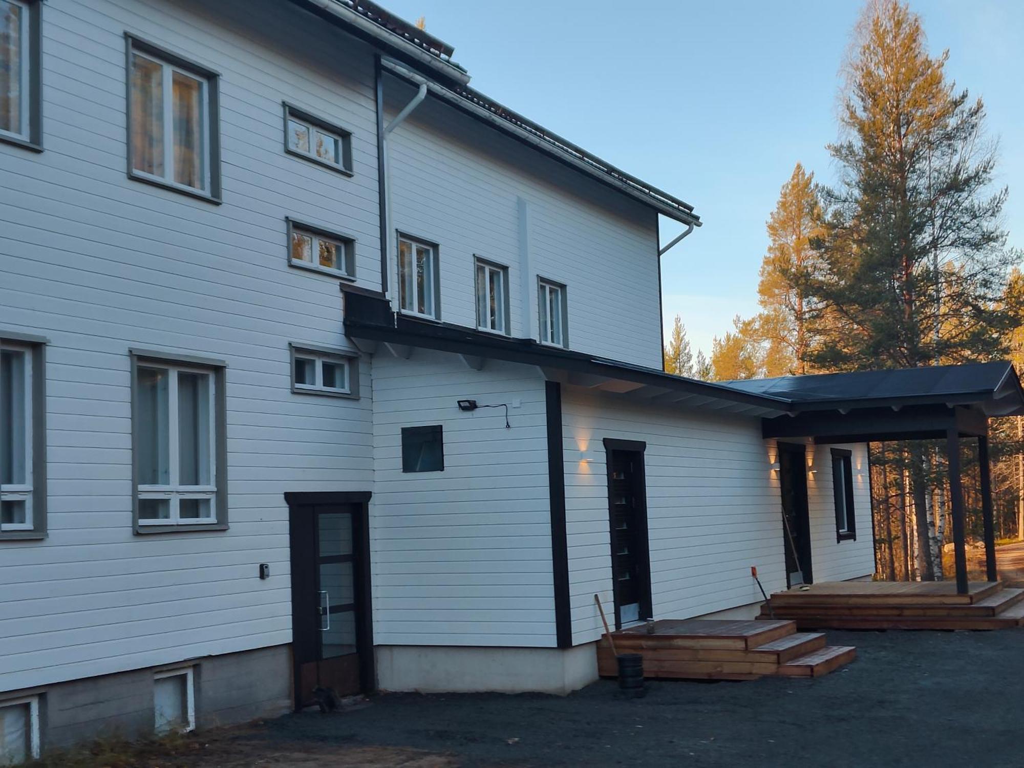 Royal Reindeer Lakeside Apartments Rovaniemi Exterior photo